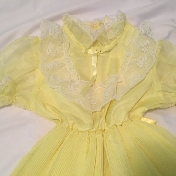 VTG Short Stuff Full Circle Ruffle Pageant Lace Yellow Party Dress Size 5 USA H - Picture 2 of 10